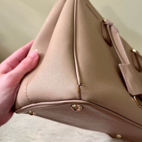 PRADA Cammeo Saffiano Lux Double Zip Medium Tote Bag - Picture 14 of 16